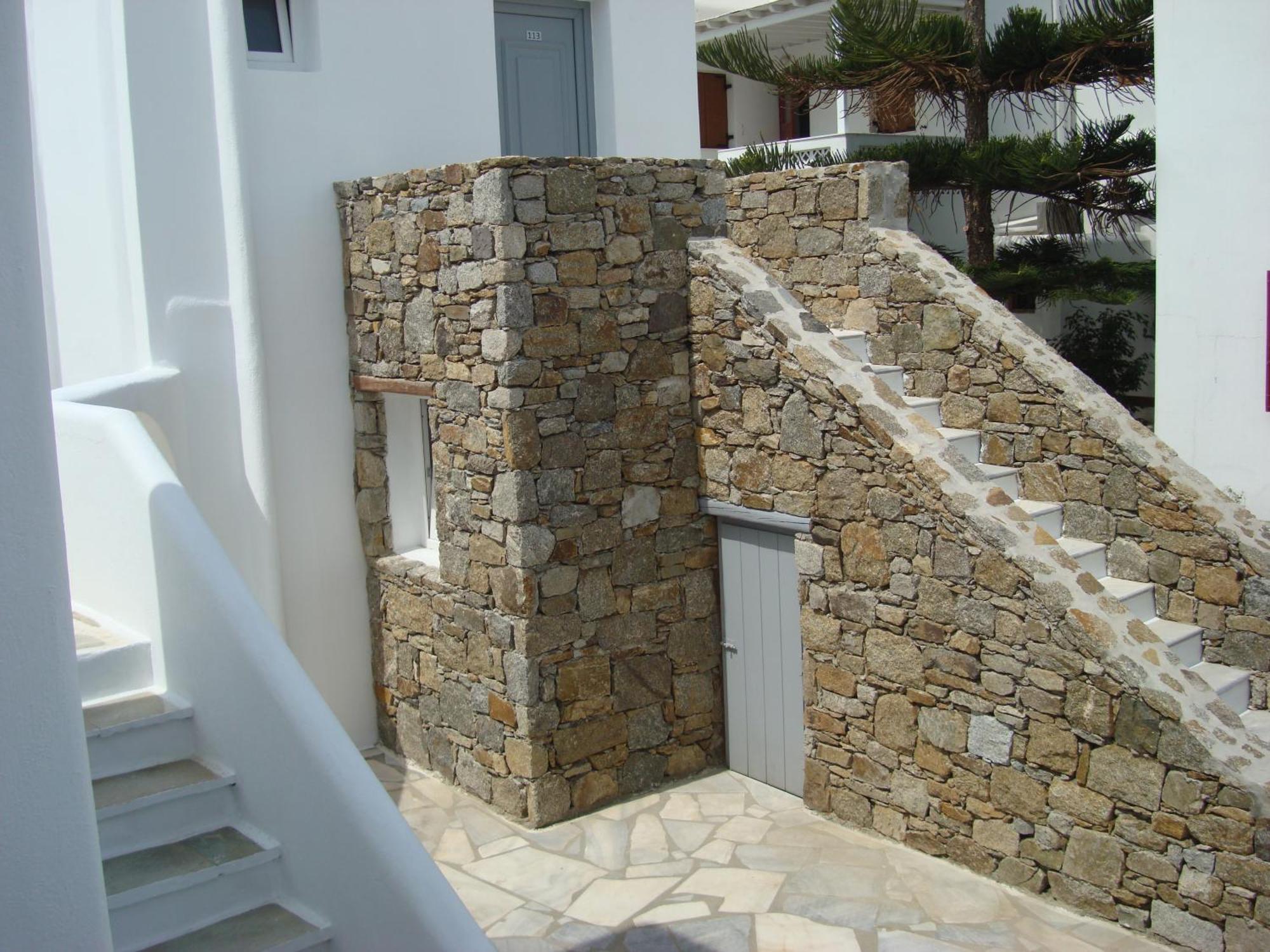 Elena Studios & Suites Ornos  Exterior foto