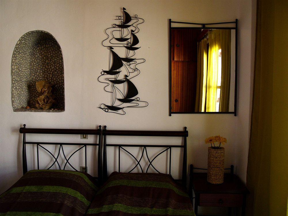 Elena Studios & Suites Ornos  Exterior foto
